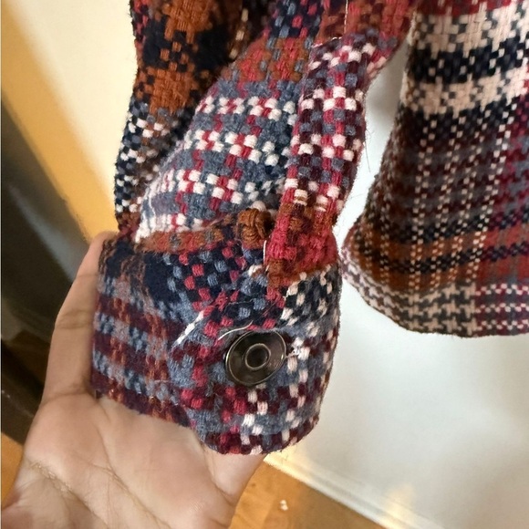 Northern Reflections Multicolor Plaid Shacket - Size M - Picture 9 of 9